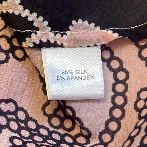 ST.JOHN, Women’s Paisley sleeveless top, Size:Medium, Color: Mauve and Black - Picture 7 of 8